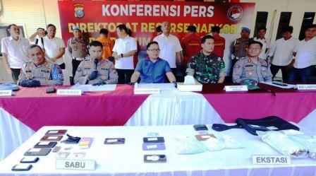 Tangkap Oknum Personil Biddokes Polda Sumut, Dit.Resnarkoba Polda Sumut Ungkap Sindikat Peredaran Narkoba